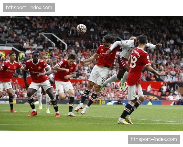 兰斯1-1战平雷恩，主队补时阶段点球绝平，VAR审核确认无误